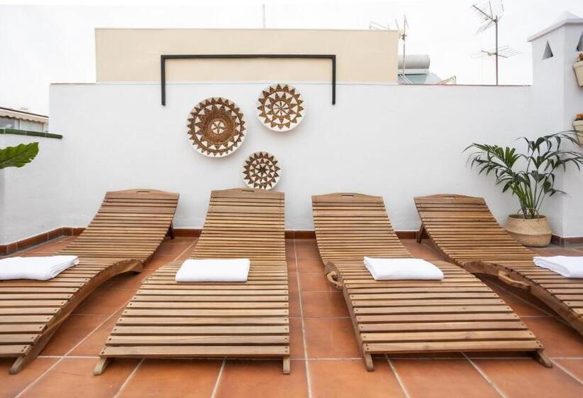 חדר דלוקס עם מרפסת, Naim Guest House Nerja