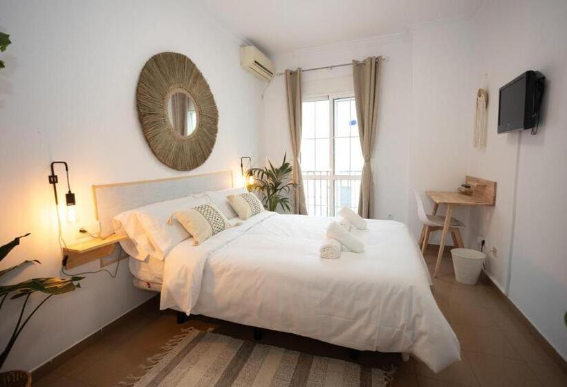 חדר דלוקס עם מרפסת, Naim Guest House Nerja