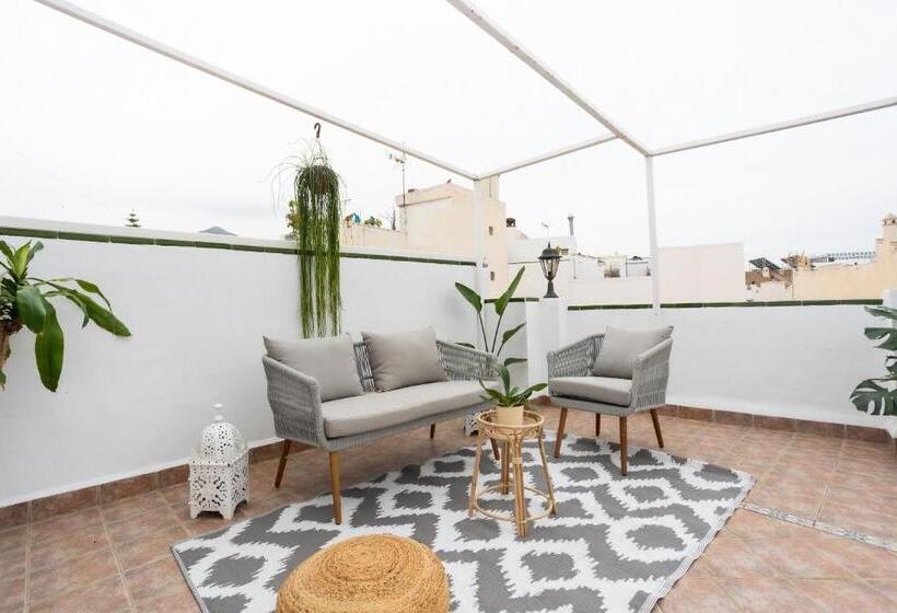 דירת חדר נוף לים, Naim Guest House Nerja