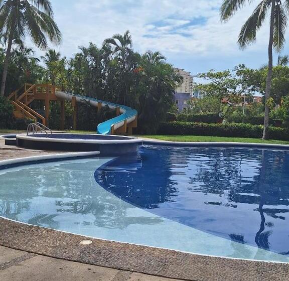 آپارتمان 2 خوابه, Apartamento Colibrí
