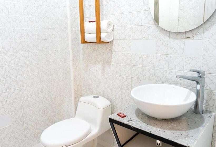 اتاق استاندارد یک نفره, Ganadero
