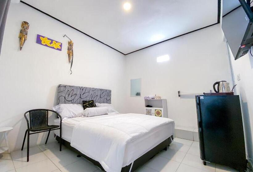 اتاق استاندارد, Kana Guest House Mitra Reddoorz
