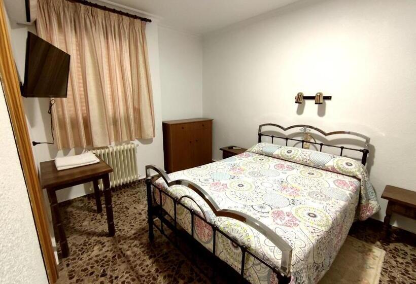 اتاق لوکس, Hostal El Molino