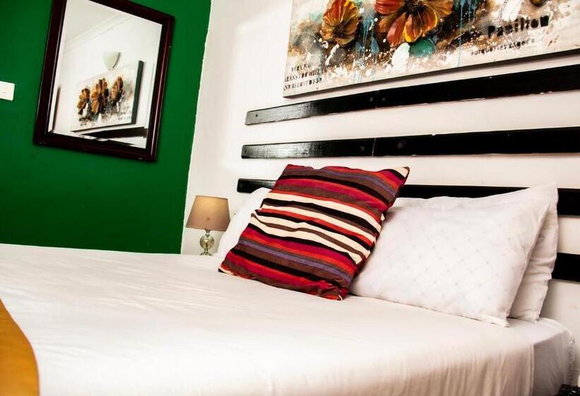 اتاق استاندارد, Shape Inn Guest House
