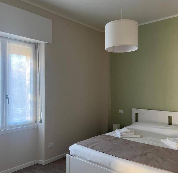 اتاق استاندارد, Tanny S Home