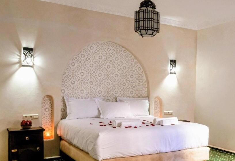 Deluxe Suite King Bed, Riad Zazz