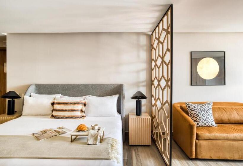 2 Bedroom Premium Apartment, Uliv Cibeles