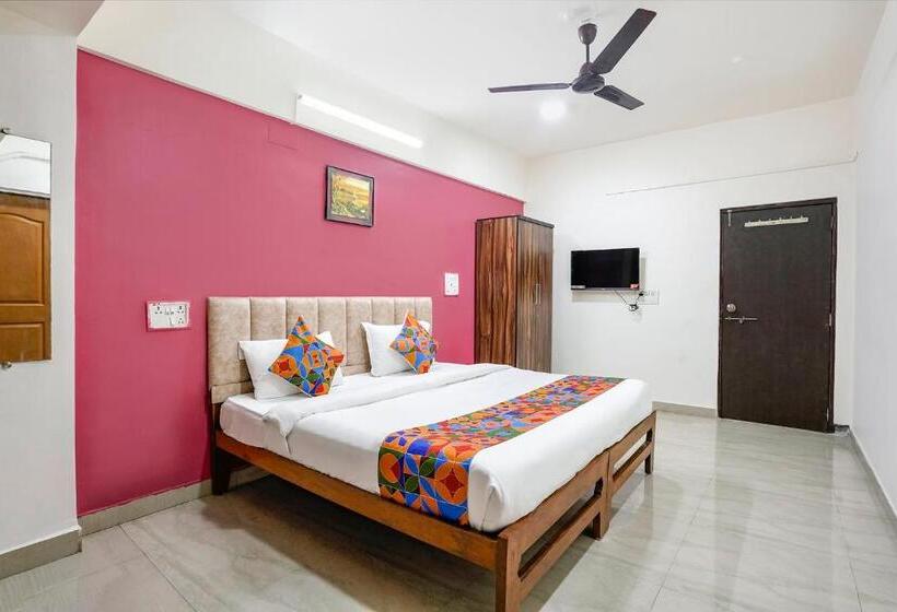 اتاق لوکس, Fabexpress Sunset Residency   Nr Belapur