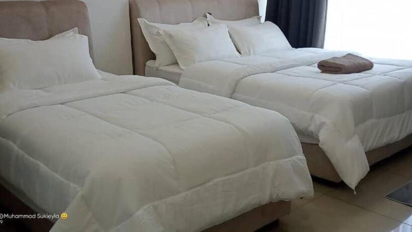 اتاق استاندارد سه نفره, Rj Studio 2  Kompleks Mutiara