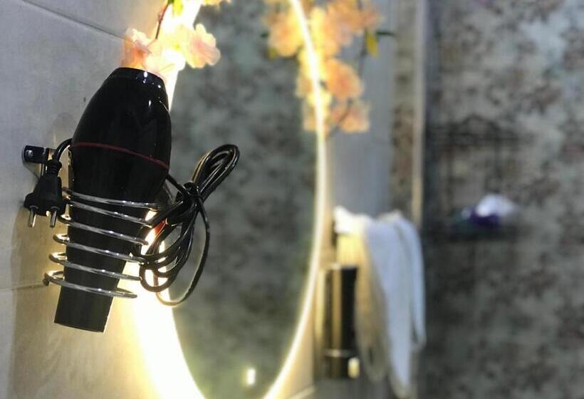 سوئیت 2 خوابه, Yacoubian Suites