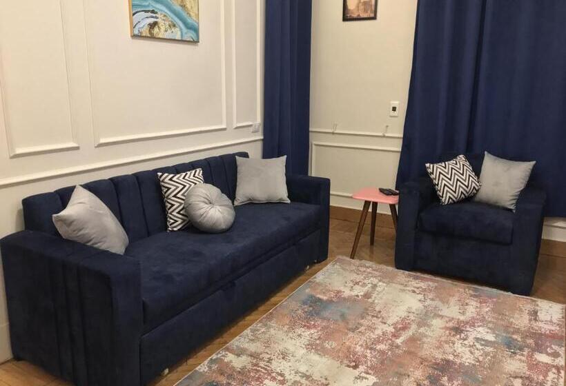 مجموعه ویستا شهر, Yacoubian Suites
