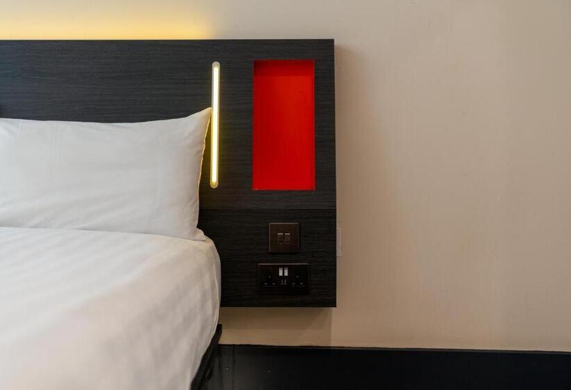 اتاق استاندارد برای معلولان, Easyhotel Liverpool