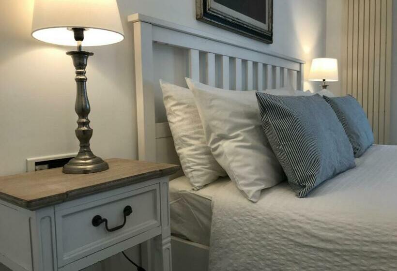 اتاق لوکس, Bettola Del Re Home Boutique B&b