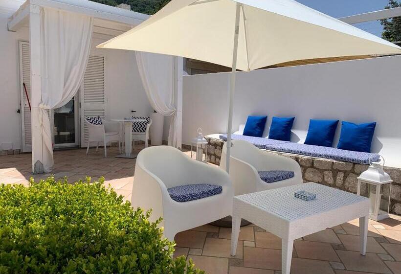 اتاق لوکس, Bettola Del Re Home Boutique B&b