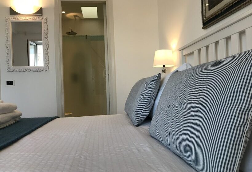 اتاق لوکس, Bettola Del Re Home Boutique B&b