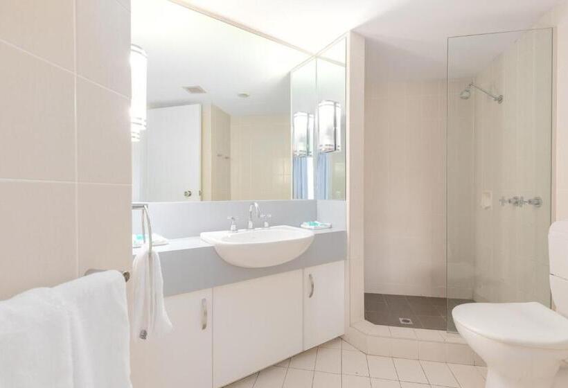 استودیوی استاندارد, Charlesworth Bay Beach Resort