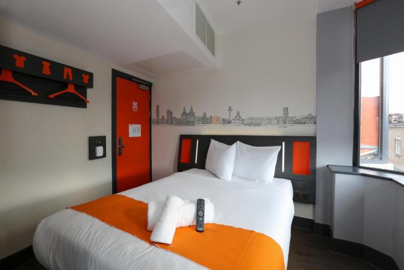 اتاق استاندارد برای معلولان, Easyhotel Liverpool
