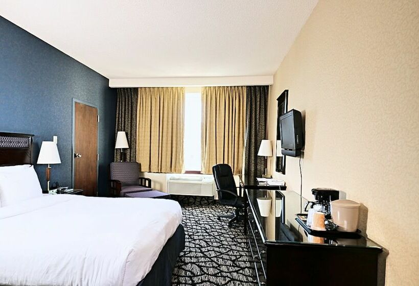اتاق استاندارد, Empire Suites