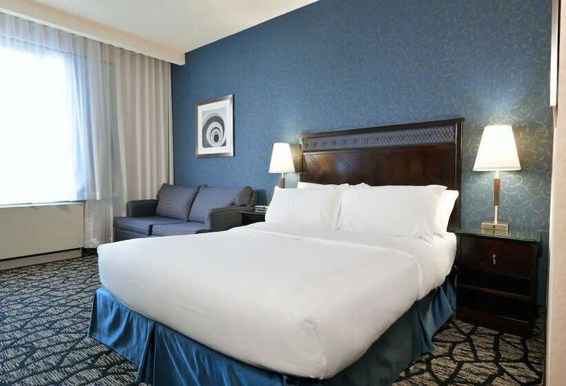 اتاق استاندارد, Empire Suites