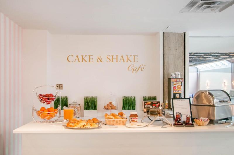 اتاق کلاس بیزنس, Empire Suites