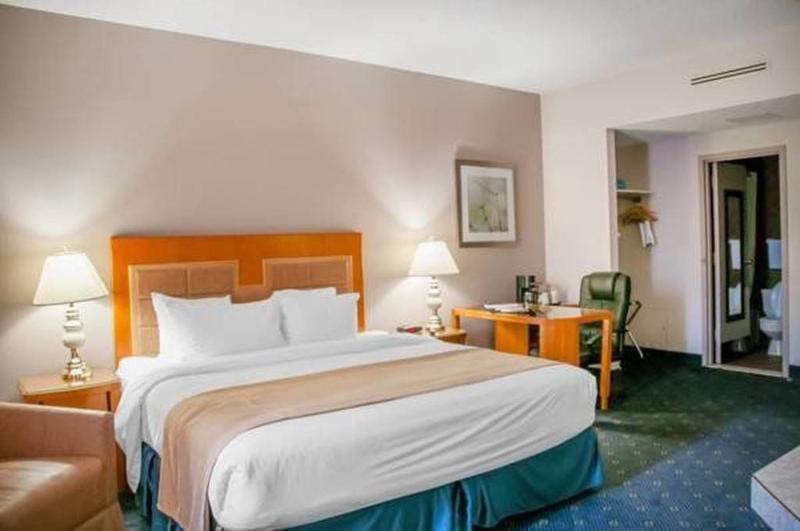 اتاق کلاس بیزنس, Empire Suites