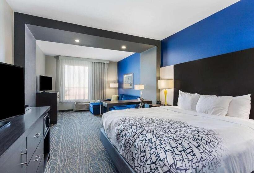 اتاق دلوکس مخصوص معلولین, La Quinta By Wyndham Odessa North   Sienna Tower