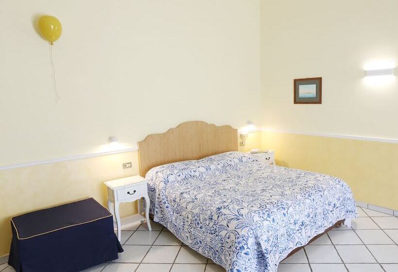 اتاق استاندارد, Santa Lucia 50