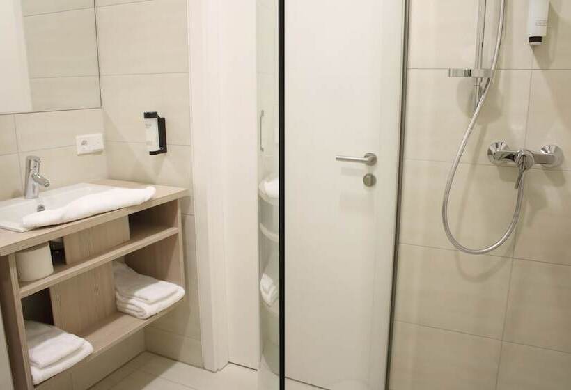 اتاق استاندارد, Viva Hotel Lübeck