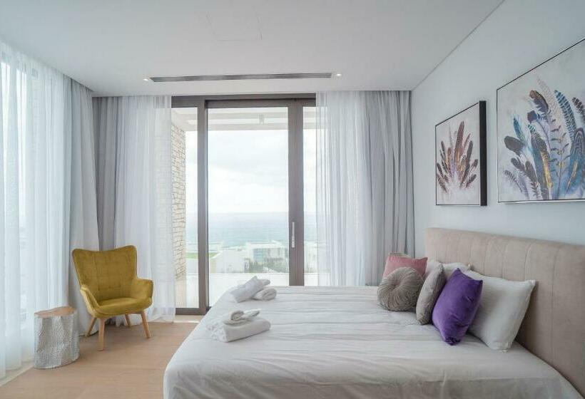 1-Bedroom Villa Sea View, Cap St Georges Villas