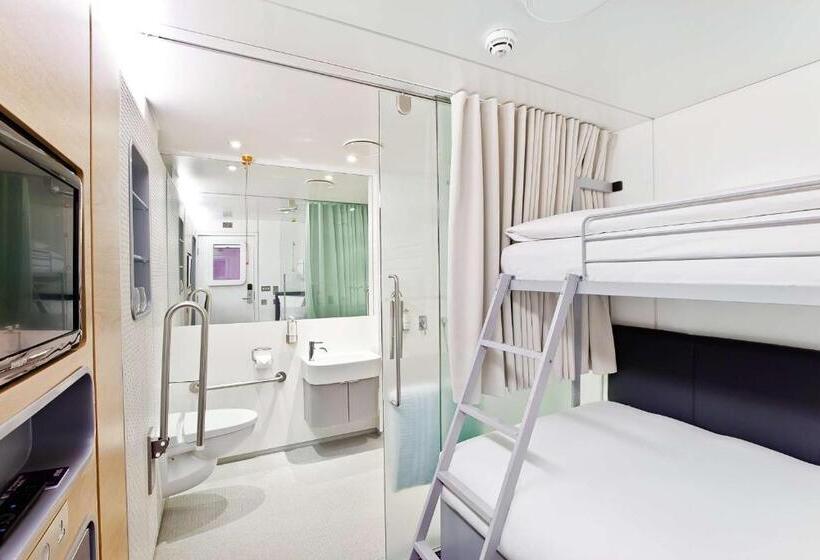 StandaardKamer, Yotelair London Gatwick Airport