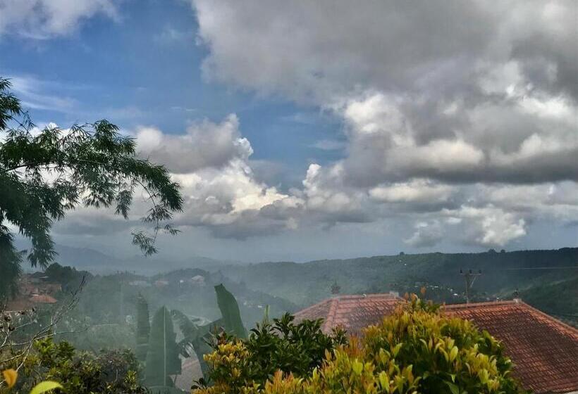اتاق استاندارد با تراس, Kraras Munduk Guest House & Donbiyu Rendezvous Restaurant