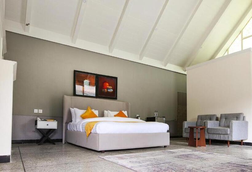 اتاق استاندارد با تخت بزرگ, Destination Hotel Thandiani