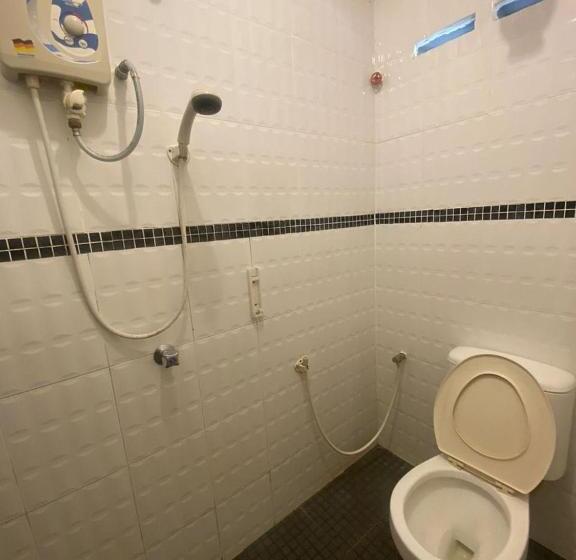 سوئیت 2 خوابه, Oyo 90910 Homestay D Lalang Inn