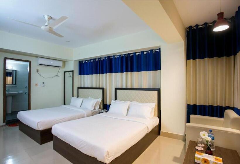 اتاق لوکس سه تخته, New Hotel Grand View