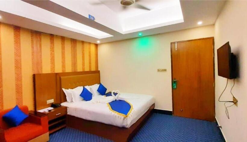 اتاق سوپریور با تخت بزرگ, New Hotel Grand View