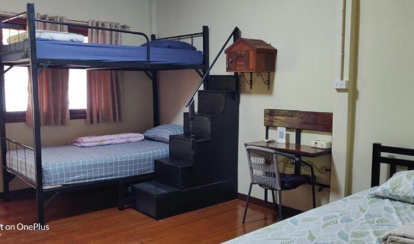 اتاق استاندارد, V House