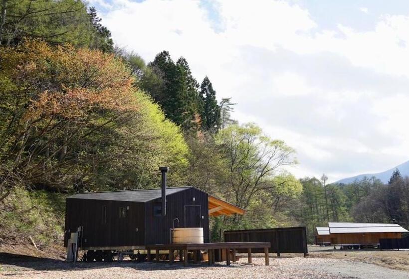اتاق استاندارد با چشم‌انداز کوهستان, Earthboat Village Kurohime