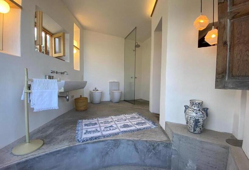 Deluxe Suite Sea View, La Rayuela Suites
