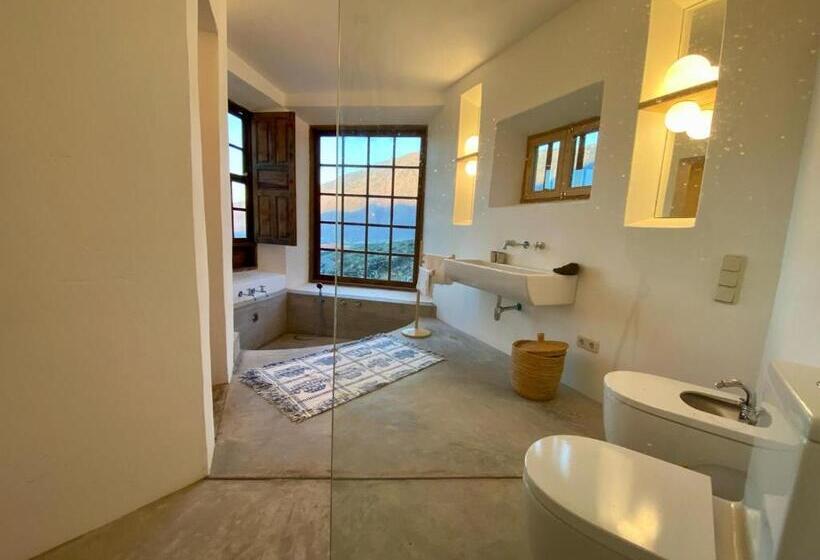 Deluxe Suite Sea View, La Rayuela Suites