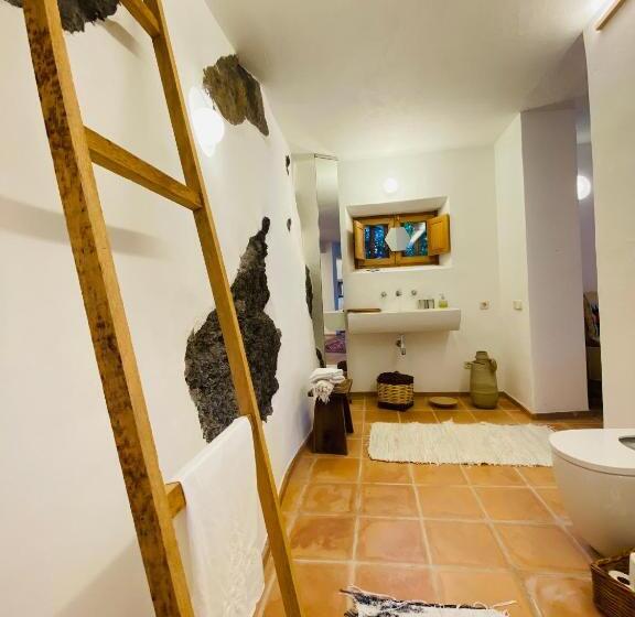 سوییت با چشم‌انداز باغ, La Rayuela Suites