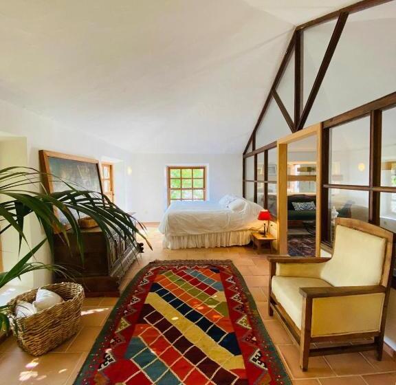 سوییت با چشم‌انداز دریا, La Rayuela Suites