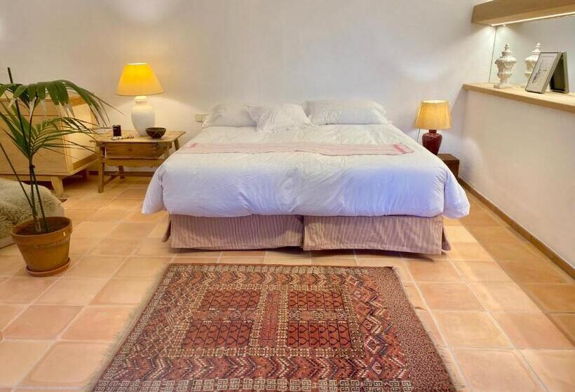 سوییت با چشم‌انداز باغ, La Rayuela Suites