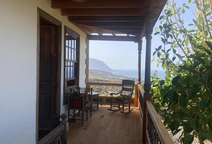 Deluxe Suite Sea View, La Rayuela Suites