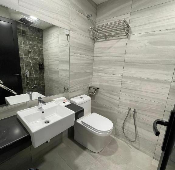 سوییت, Dj Citi Plaza Hotel & Suites