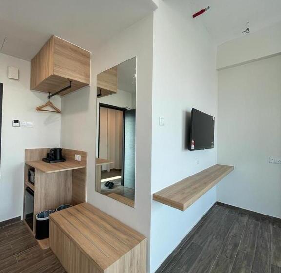 سوییت, Dj Citi Plaza Hotel & Suites