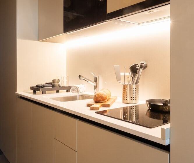 스탠다드 스튜디오, Ariv Apartments Zug