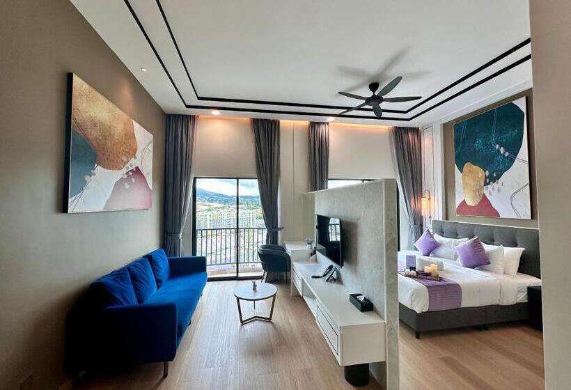 اتاق لوکس با بالکن, Cameron Lavender Mansion By Play