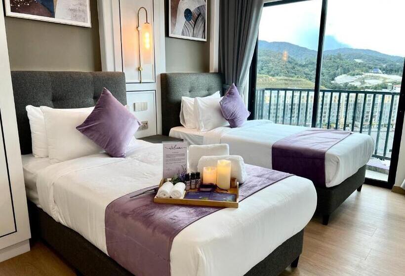 اتاق لوکس با بالکن, Cameron Lavender Mansion By Play