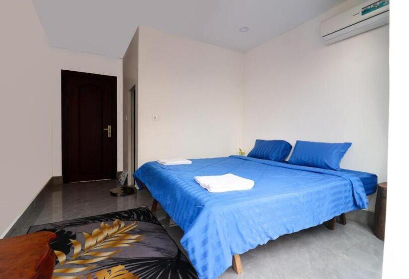 اتاق استاندارد با بالکن, Kampot Hill Lodge