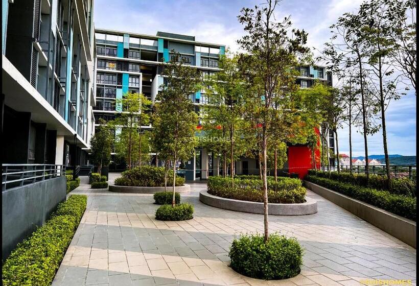 استودیوی لوکس, Near Klia   Kipcore Suite B   Town Centre Sepang